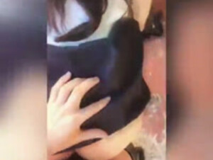 JOVENCITA DE LA UNI CATOLICA MIRA LO QUE HACEN @XSLOOWLY