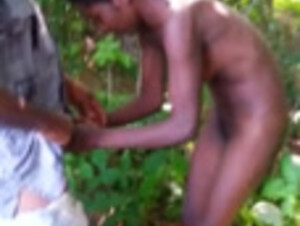 Amigo Le Lleva Una Haitiana Al Cabo Para Que Se Lo Meta