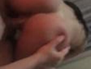 Su Amiga Graba Mientra Ella Lo Monta Rico