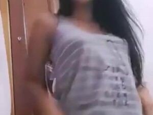 Chica Con Aparentesco A la Ross Maria Desnuda