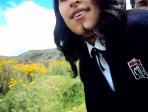 Colegiada cogiendo con amigo mientras el otro graba