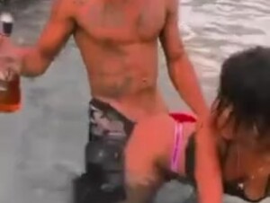 Singando en coro con flaca Dominicana