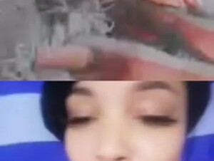 La Yumi RD Singando con su novio en live de instagram