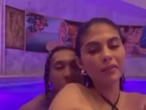 Video Porno Tyga Follando jovencita en la Pisina