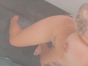 Cintia Cossio XXX En La Ducha Desnuda