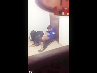 Grabados cogiendo y se dan cuenta